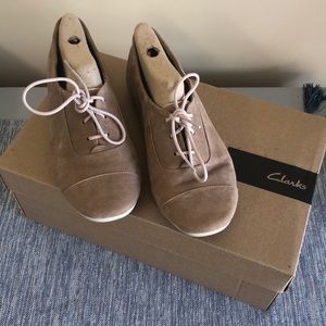 Clark's shoes